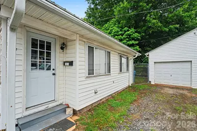517 N Carolina Avenue, Maiden, NC 28650 - Photo 16