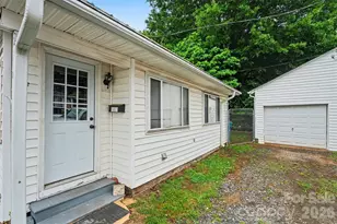 517 N Carolina Ave, Maiden, NC 28650 - Photo 16