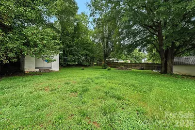 517 N Carolina Avenue, Maiden, NC 28650 - Photo 20