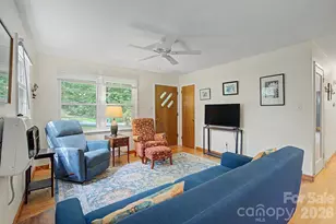 53 Merion Dr, Asheville, NC 28806 - Photo 4