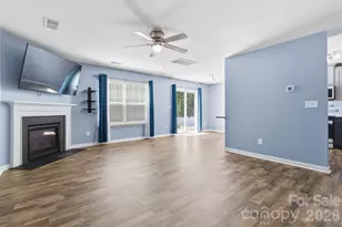 5904 Ellimar Field Ln, Charlotte, NC 28215 - Photo 8