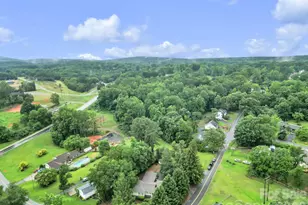 103 Forest Ave, Landrum, SC 29356 - Photo 30