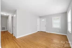 717 Crater St, Charlotte, NC 28205 - Photo 2