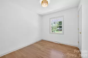 4408 Ivanhoe Pl, Charlotte, NC 28205 - Photo 20