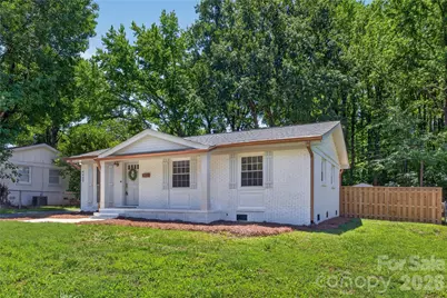 4408 Ivanhoe Place, Charlotte, NC 28205 - Photo 2