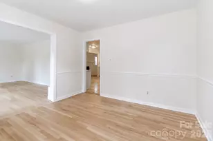 7441 Riding Trail Rd, Charlotte, NC 28212 - Photo 6