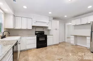 7441 Riding Trail Rd, Charlotte, NC 28212 - Photo 10