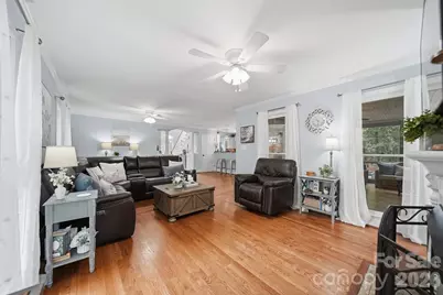 6253 Riviera Run Estates Drive, Hickory, NC 28601 - Photo 12
