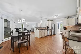 6253 Riviera Run Estates Dr, Hickory, NC 28601 - Photo 16