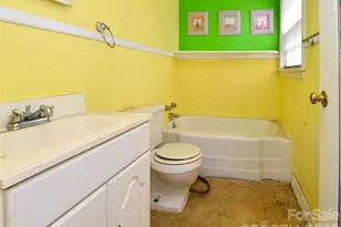 1420 Waybridge Ln, Winston Salem, NC 27103 - Photo 10