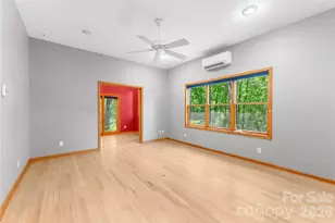 350 Winding Rdg Rd, Black Mountain, NC 28711 - Photo 20