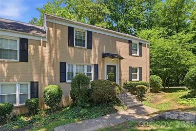 525 Wakefield Drive, Charlotte, NC 28209 - Photo 2