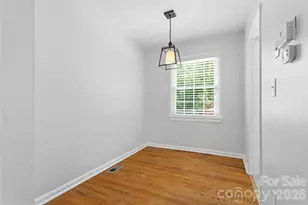525 Wakefield Dr, Charlotte, NC 28209 - Photo 14