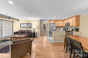 301 Bowling Park Rd, Asheville, NC 28803 - Photo 2