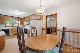 183 Dellinger Dr, Statesville, NC 28625 - Photo 12