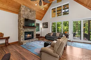40 Shining Rock Dr, Canton, NC 28716 - Photo 4