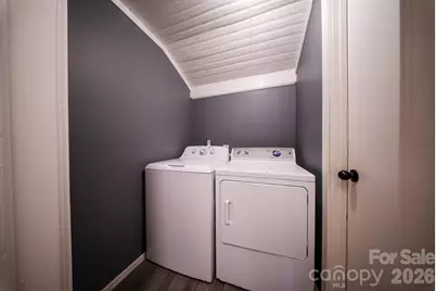 110 N Chestnut Street, Morganton, NC 28655 - Photo 14