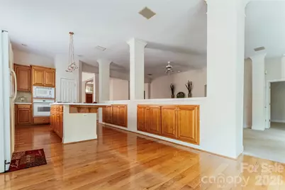 9425 Briarwick Lane, Charlotte, NC 28277 - Photo 8