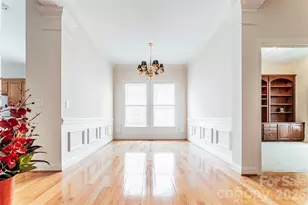 9425 Briarwick Ln, Charlotte, NC 28277 - Photo 14