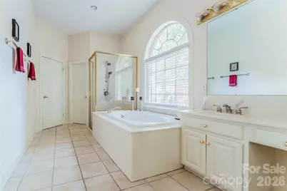 9425 Briarwick Lane, Charlotte, NC 28277 - Photo 20