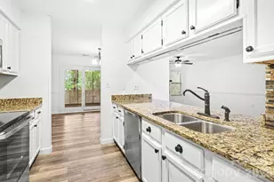 123 Cedar Hollow St, Fort Mill, SC 29715 - Photo 8