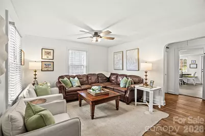 3225 Commonwealth Avenue, Charlotte, NC 28205 - Photo 4
