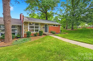 4227 Cheltenham Rd, Charlotte, NC 28211 - Photo 2
