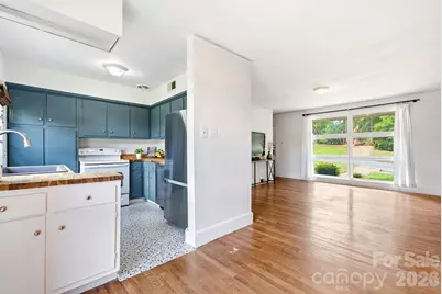 4227 Cheltenham Road, Charlotte, NC 28211 - Photo 10