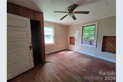 10 Wilson Avenue, Great Falls, SC 29055 - Photo 6