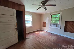 10 Wilson Ave, Great Falls, SC 29055 - Photo 6