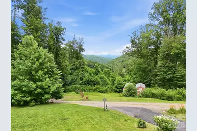 570 Rugged Top Road, Waynesville, NC 28785 - Photo 2