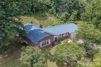287 Robertson Drive, Old Fort, NC 28762 - Photo 2