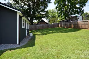 120 Seventh St, Marion, NC 28752 - Photo 6