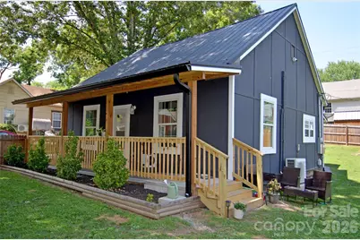 120 7th Street #20, Marion, NC 28752 - Photo 1