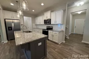 5918 River Mdw Ct, Charlotte, NC 28213 - Photo 1