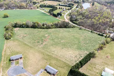 1727 Boggs Road, Claremont, NC 28610 - Photo 2