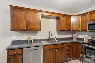 398 Knoll Ct SE, Concord, NC 28025 - Photo 10
