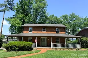 21107 Island Forest Dr, Cornelius, NC 28031 - Photo 2