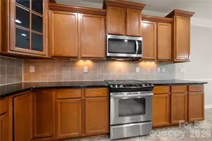523 Danson Dr, Fort Mill, SC 29715 - Photo 10