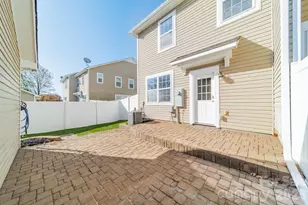 18426 W Catawba Ave, Cornelius, NC 28031 - Photo 32