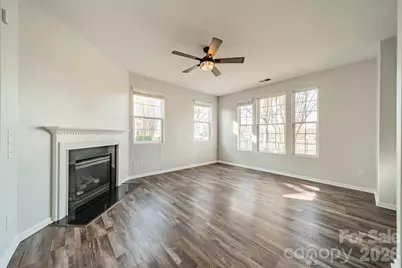 18426 W Catawba Avenue, Cornelius, NC 28031 - Photo 4