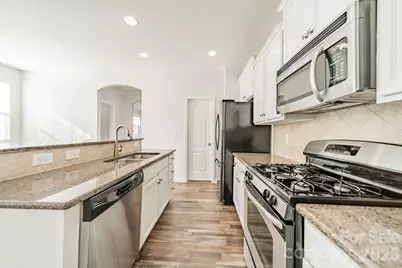 18426 W Catawba Avenue, Cornelius, NC 28031 - Photo 10