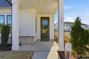 442 Nash St, Fort Mill, SC 29715 - Photo 2