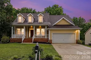 1417 Autumn Ridge Ln, Fort Mill, SC 29708 - Photo 2