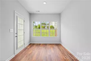 1633 Olivers Crossing Cir, Winston Salem, NC 27127 - Photo 6