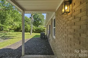 9828 Starwood Dr, Charlotte, NC 28215 - Photo 26