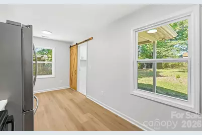 9828 Starwood Drive, Charlotte, NC 28215 - Photo 14