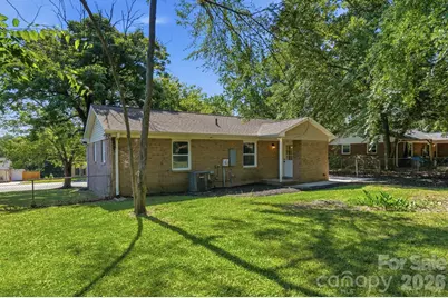 9828 Starwood Drive, Charlotte, NC 28215 - Photo 30