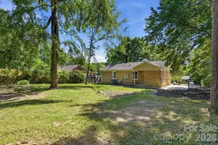 9828 Starwood Dr, Charlotte, NC 28215 - Photo 32