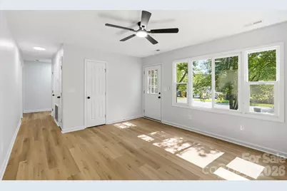 9828 Starwood Drive, Charlotte, NC 28215 - Photo 8